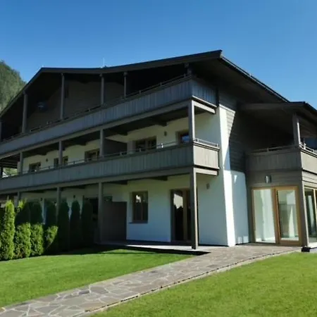 Apartment Christinenhof 4 *
